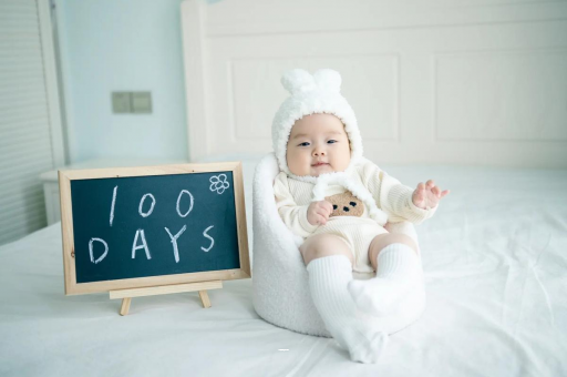 代怀包生男孩机构3个月宝宝发育标准